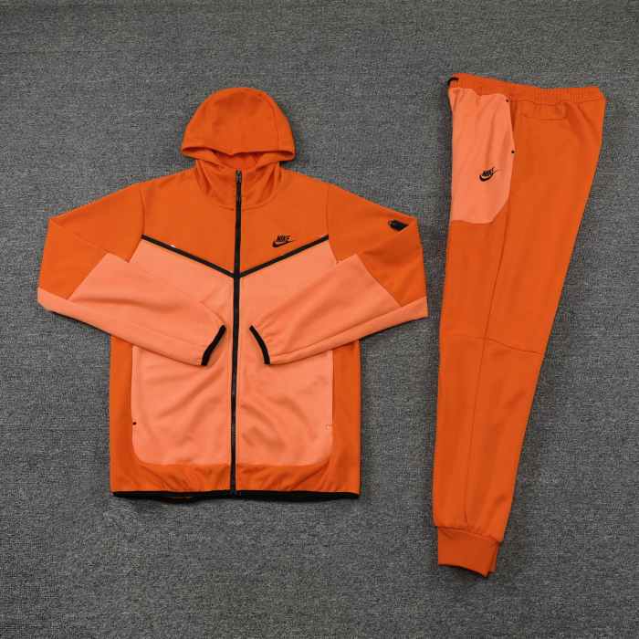 Conjunto Nike: Tech Fleece – Laranja