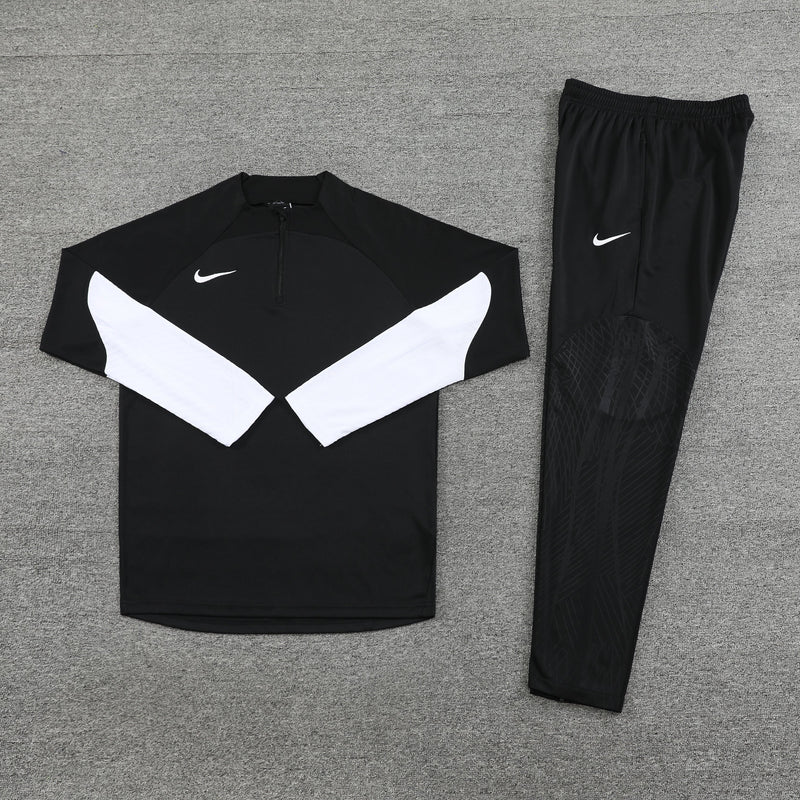 Conjunto Blusa + Calça - Nike Preto com branco