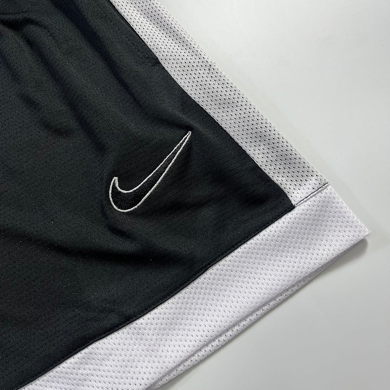 BERMUDA NIKE PRETO