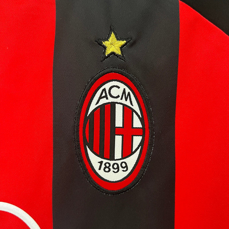 Camisa Retrô AC Milan 2001/02 Home