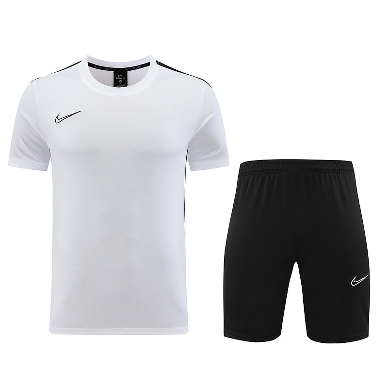 CONJUNTO NIKE ACADEMY BERMUDA E CAMISA BRANCO/PRETO