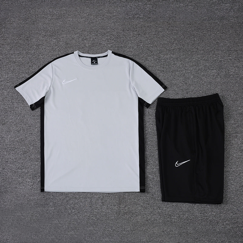 CONJUNTO NIKE ACADEMY BERMUDA E CAMISA CINZA/PRETO