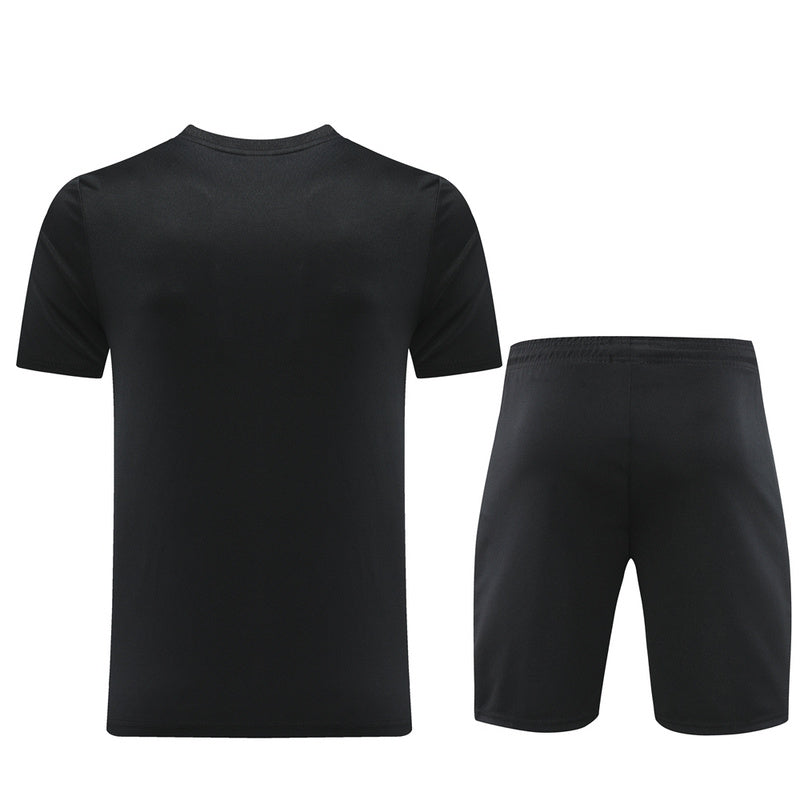 CONJUNTO NIKE BERMUDA E CAMISA PRETO