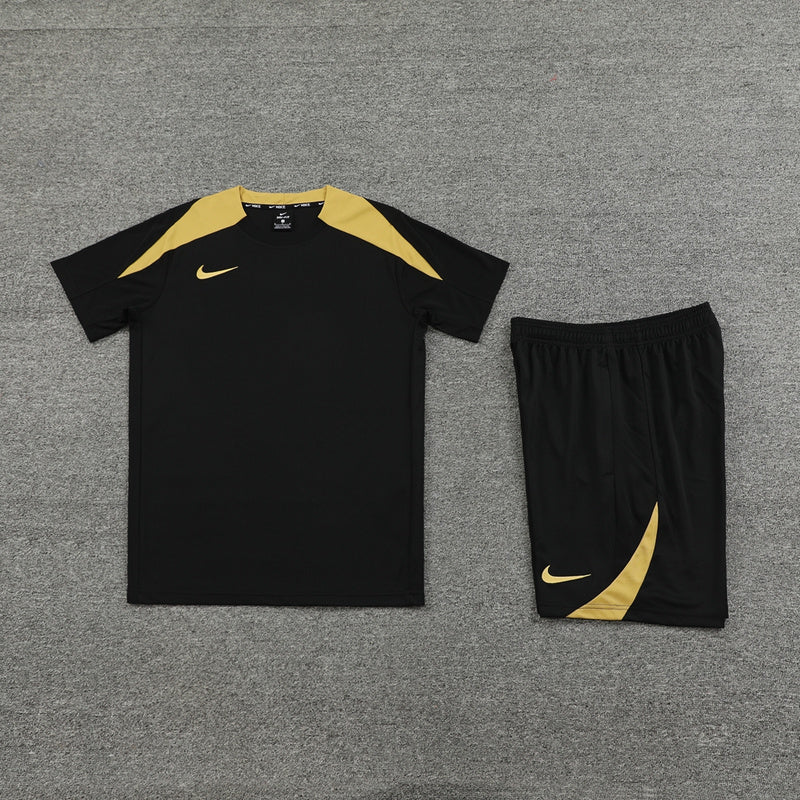 CONJUNTO NIKE BERMUDA E CAMISA PRETO/DOURADO