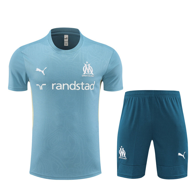 KIT TREINO OLYMPIQUE DE MARSEILLE 24/25 CAMISA E BERMUDA